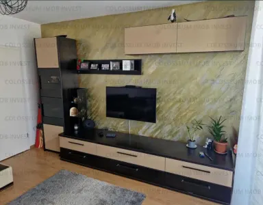 Apartament cu 3 camere, decomandat - zona Avantgarden - foto 2