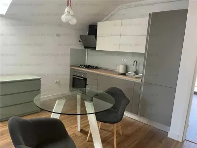 Apartament 3 camere, 2 bai - zona Florilor - foto 3
