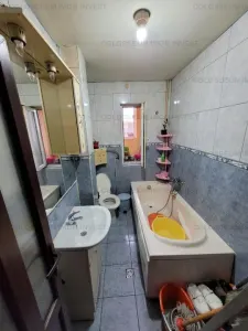 Apartament 2 camere, decomandat - zona Craiter - foto 9