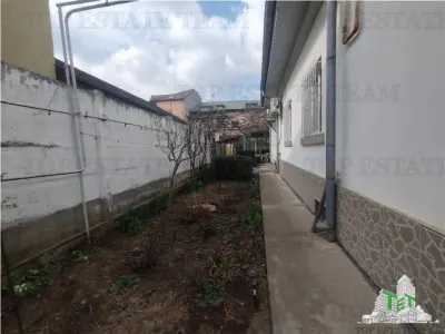 Casa individuala cu garaj si curte libera 300 mp, zona excelenta Brancoveanu - foto 4