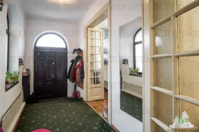 Vila de vanzare  - Zona Victoriei | Pretabil birouri, clinica sau rezidential - foto 5