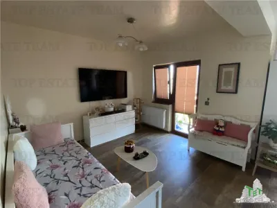 Vila spatioasa cu 3 apartamente in Fundeni Dobroiesti - foto 16