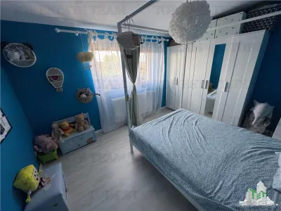 Vila spatioasa cu 3 apartamente in Fundeni Dobroiesti - foto 23