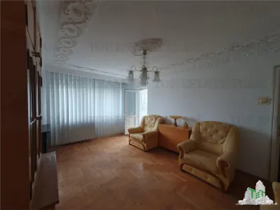 Duplex 5 camere cu intrari separate la mare  Mangalia Saturn - foto 2