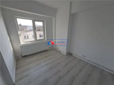 Vanzare apartament 4 camere pentru locuit sau sediu firma, birouri Centru, Cluj-Napoca - foto 3