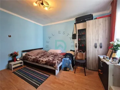 Garsoniera, etaj intermediar, Noua, Brasov - Brasov