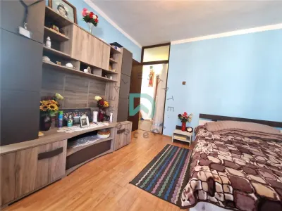 Garsoniera, etaj intermediar, Noua, Brasov - foto 9