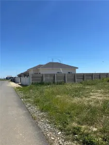 Teren URSENI-720mp-TOATE UTILITATILE - foto 3