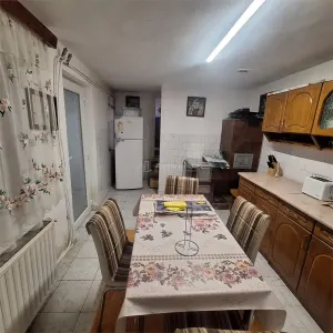 Bocsa Vasiova, Casa cocheta pentru familie, cu Gradina. - foto 24