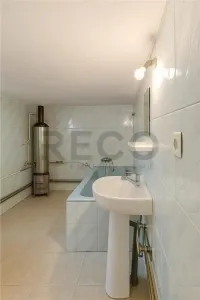 RECO Casa in Poiana tasad cu teren  5000mp - foto 8