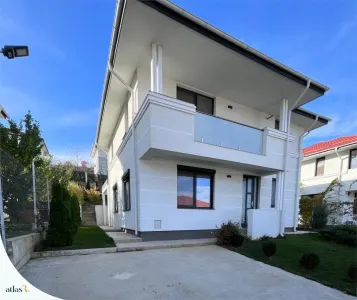 Casa premium cu 4 camere | 155 mp | 500 mp teren | Hlincea - Manta Rosie - foto 3