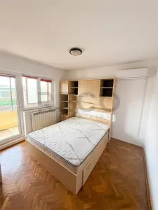 RECO Apartament 3 camere decomandat, tip PB, lângă Piața Rogerius - Oradea