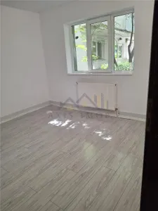 Exclusivitate !!! Apartament 2 camere conf  1 dec zona Micro 5 - foto 4
