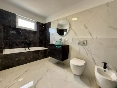 Casa cu 4 camere de vanzare tip duplex sup. 127 mp in Sancraiu de Ms - foto 7