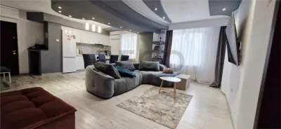 RECO Apartament 4 camere, zona Nufarul, decomandat, renovat, etaj 1 - Oradea
