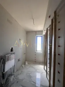 Vanzare 1/2 duplex 4 camere Chisoda - foto 8