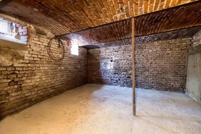 RECO Casa cu 3 camere in Oradea zona centrala - foto 11