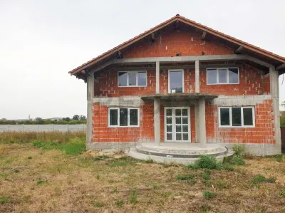 RECO Casa cu etaj in com. Tileagd la stadiul de semifinisat - Tileagd