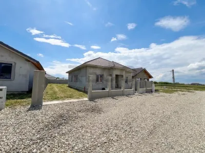 RECO casa 5 camere în Santandrei - foto 2