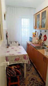 Moldova Noua, Apartament 2 Cam. Semidecomandat - foto 4