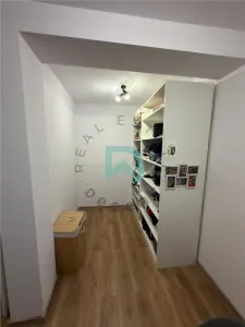 Apartament  3 camere Tractorul,  Brasov - foto 14
