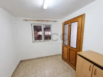 RECO Casa cu 2 camere+living, renovata complet, in Episcopia Bihor - foto 13