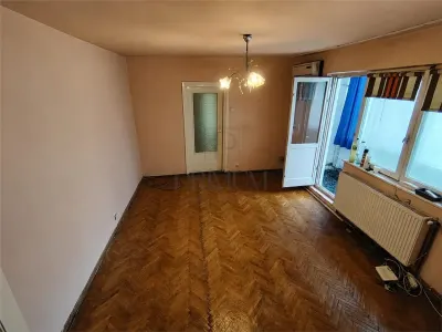Cetatii, apartament 2 camere, centrala proprie, clima, etaj 1 - foto 3