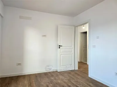 Apartament 3 camere – 62 mp  COMISION 0% - foto 8