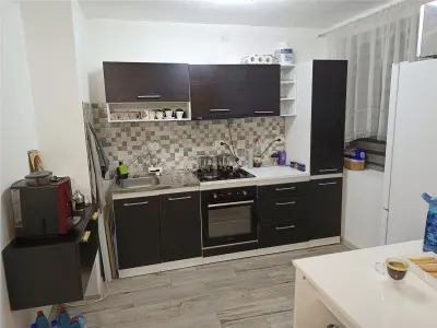 Apartament 2 camere in zona centrala Moldova Noua, langa piata - foto 5