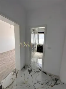 Vanzare apartament 2 camere Giroc - foto 4