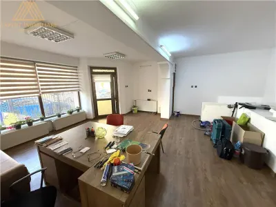 Spatiu ultra central de inchiriat - foto 4