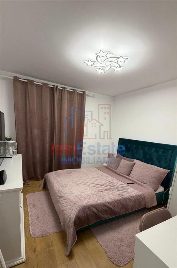 Apartament cu 2 camere Decomandat cu Parcare zona Cug - Iasi