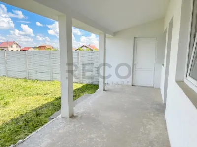 RECO Casa, 3 camere, zona Nojorid, 400 mp teren si terasa - foto 2