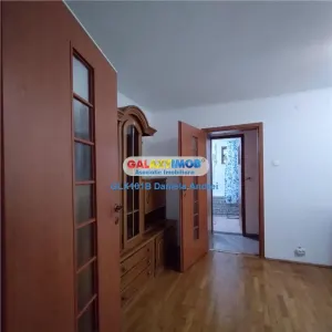 DE INCHIRIAT - APARTAMENT 2 CAMERE Zona Lacul Tei 475 euro - foto 6
