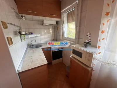 Inchiriere apartament 2 camere, in Ploiesti, zona Democratiei - foto 12