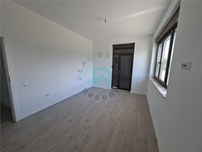 Apartament 2 camere, bloc nou - foto 3