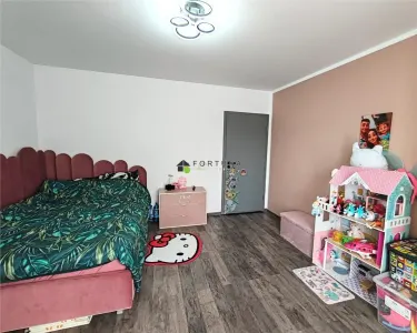 Casa moderna,  singura in curte - Izvor - foto 20