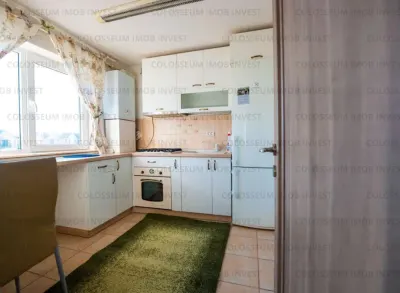 Apartament 3 camere, semidecomandat - zona Sanpetru - foto 5