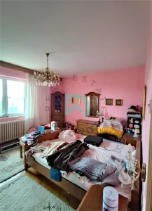 Casa singur in curte, zona  Brasovului Vechi - foto 6
