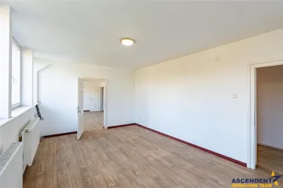 Birouri care iti duc afacerea la nivelul urmator! - foto 4