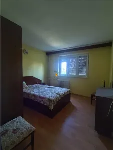 Apartament 2 camere zona Vest - foto 2