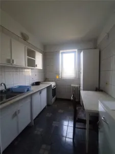 Apartament 2 camere zona Vest - foto 4