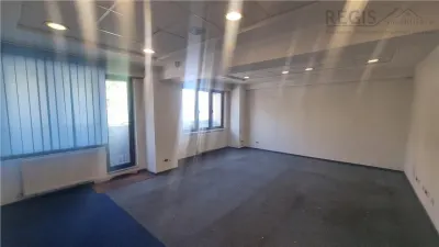 Spatiu comercial versatil in Centrul Civic - foto 11