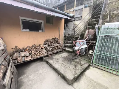 Resita Casa Muncitoresc Zona  Fosta Baie Comunala - foto 15
