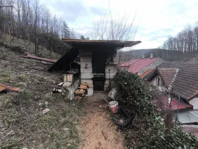 Resita Casa Muncitoresc Zona  Fosta Baie Comunala - foto 16