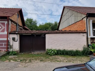 Clocotici Lot de Casa cu amprenta, apa, curent, teren 576 Mp. - foto 5