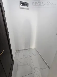 Vanzare spatiu comercial in cartierul Tractorul – 2 studiouri independente - foto 15