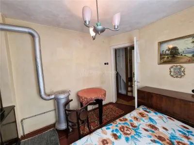 Resita Casa 5 Cam D-P-Etj.1 si Curte - foto 15