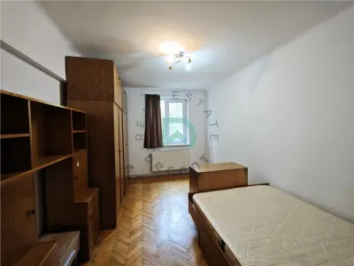 Închiriez 2 camere, Brasovul vechi - foto 15