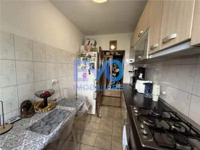 APARTAMENT DE VANZARE CU 2 CAMERE, MOBILAT SI UTILAT, ZIMBRU - foto 6